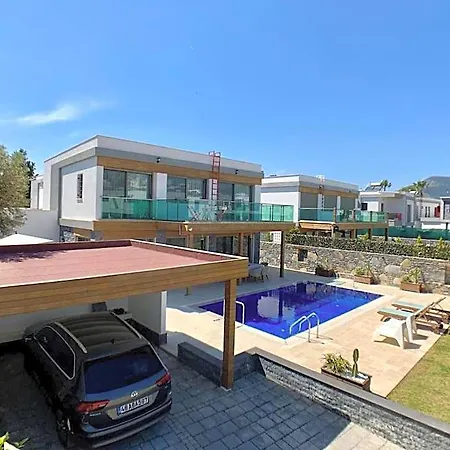 호텔 Ultra Luxury Private With Swimming Pool 검벳