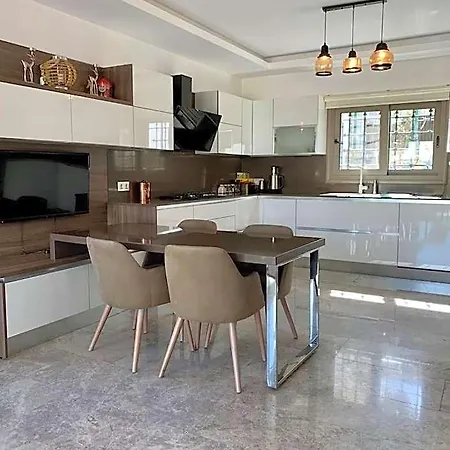 호텔 Ultra Luxury Private With Swimming Pool *